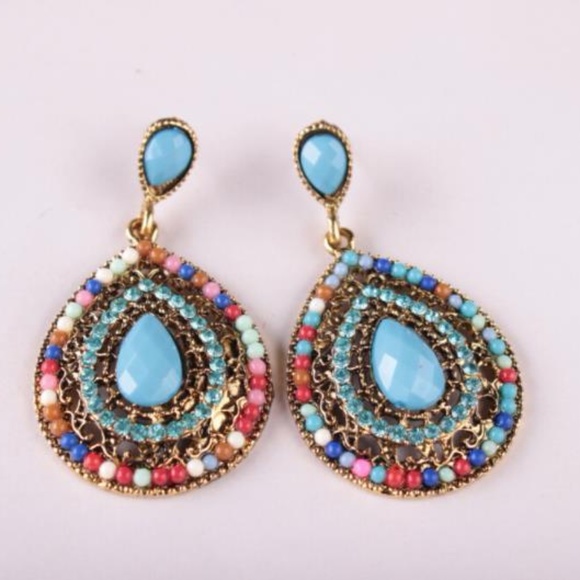 Jewelry - NEW boho beaded earrings